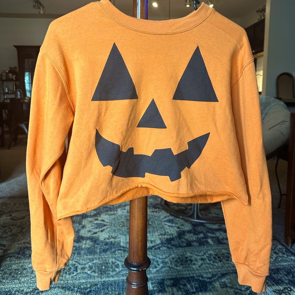 Jack-O-Lantern Long Sleeve Crop Top
